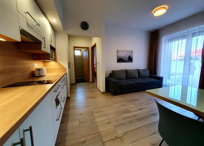 Apartament Maya *